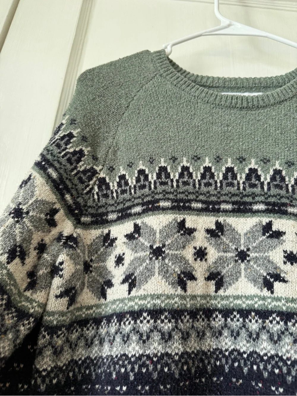 Sonoma Fair Isle Crewneck Sweater in Green, Black and Cream size Small